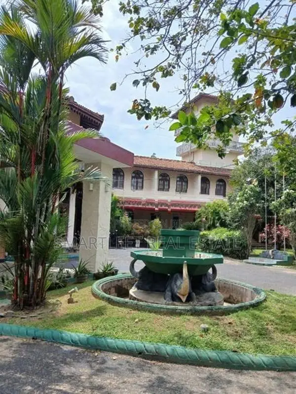 Villa for Sale in Ahungalla