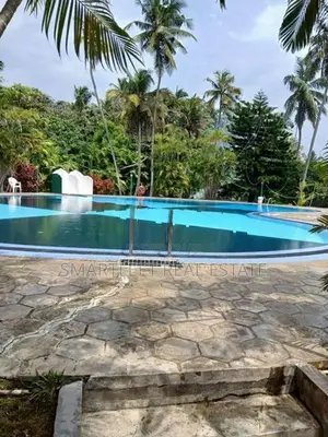 Villa for Sale in Ahungalla