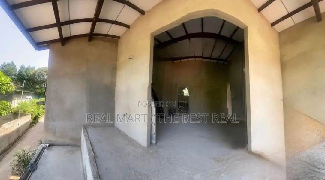 Malabe : 3BR (8.4P) House for Sale at Hokandara