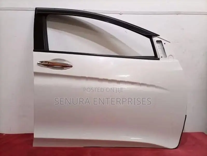 Honda Grace Gm4 Front Door Complete Rh