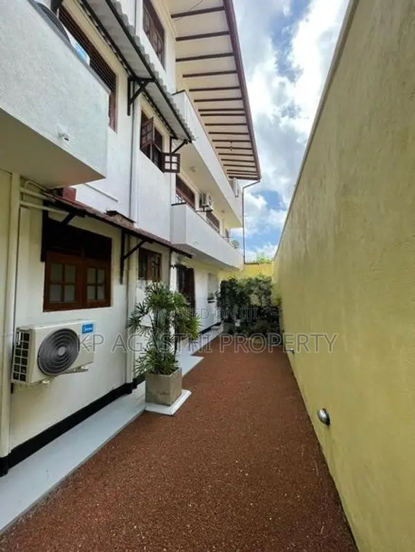 Luxury House for Sale in Pepiliyana