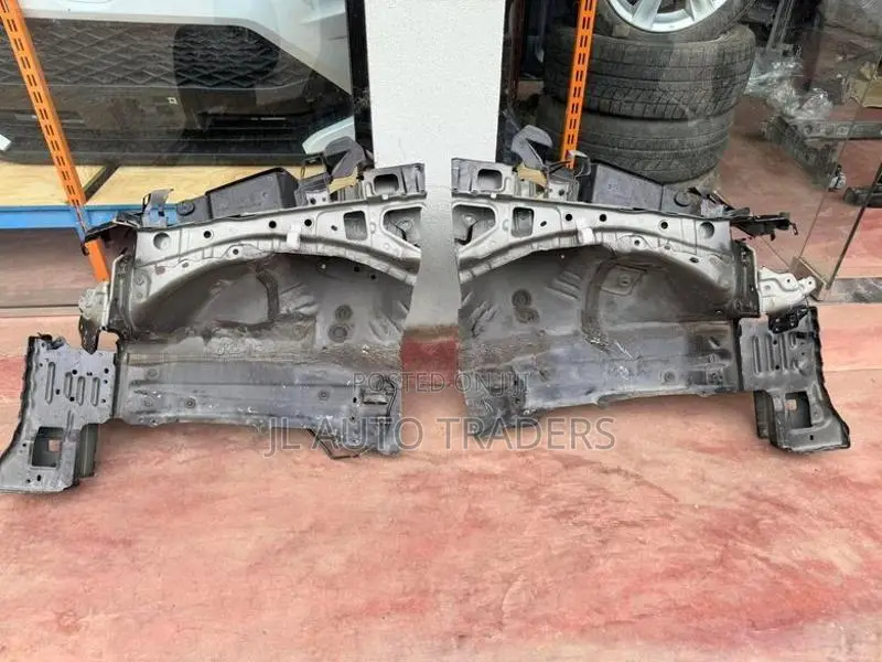 Toyota Prius 30 Side Cut Panel