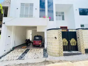 All Facility With Brand New House In Athurugiriya