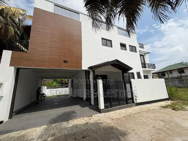 Luxury House For Sale Mount Lavinia