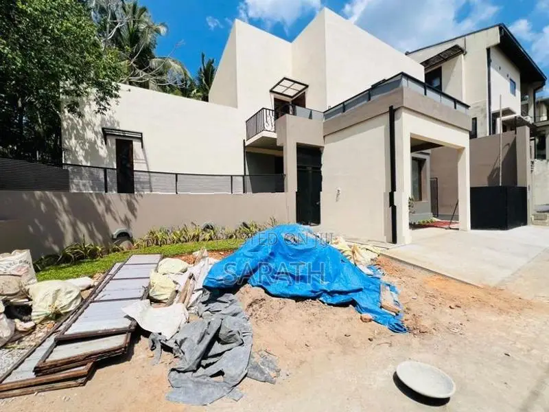 Architecture Designed Brand New House Sale Malabe
