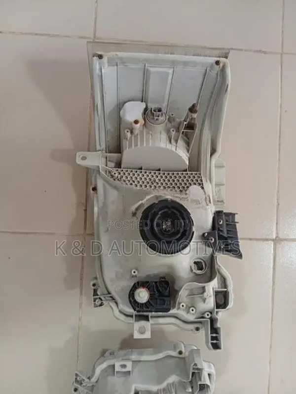 Toyota KDH Headlight