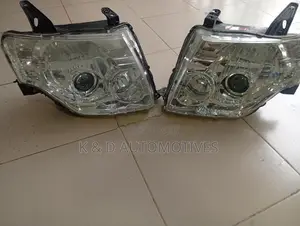 Mitsubishi Pajero 2012 Head Light