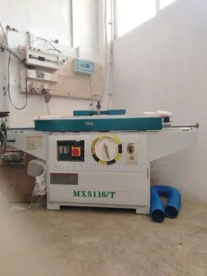 Moulder Machine