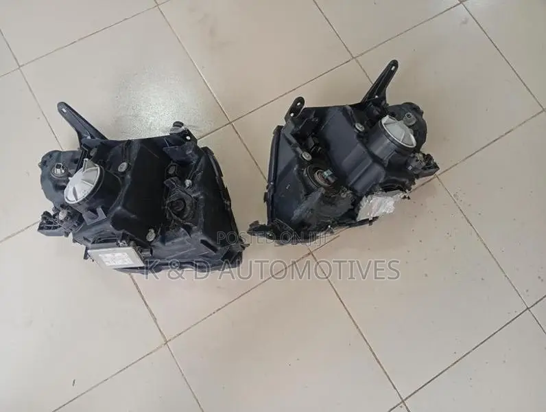 Mitsubishi Pajero 2012 Head Light