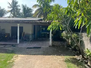 Land With House in Uswetakeiyawa, Gampaha - Ja-Ela