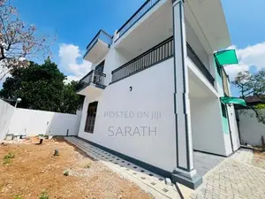 10 P With Brand New House In Athurugiriya