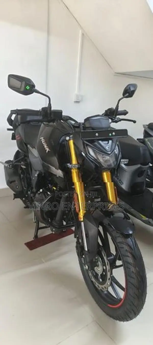 Hero Hunk 160R 4V 2026