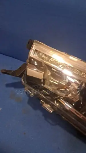 Hilux Revo Scoop Head Lamp