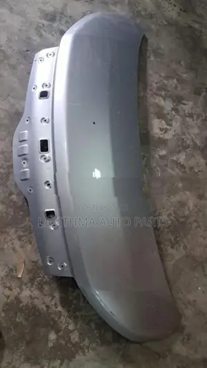 Roomy Bonnet M900