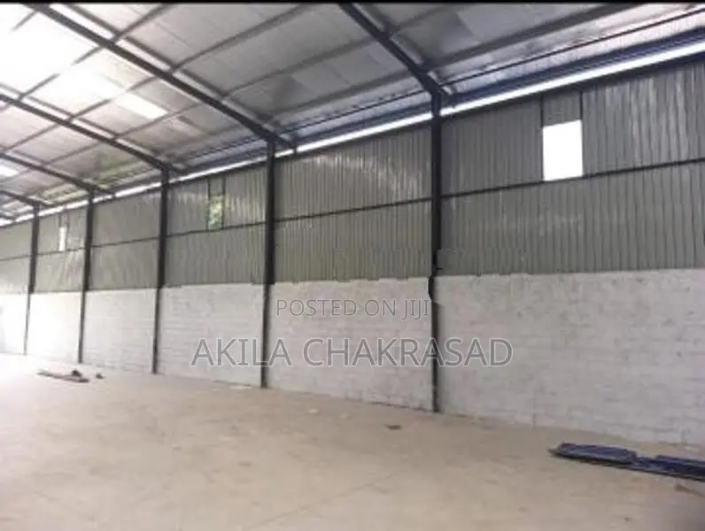 12500 SQFT Warehouse Building for Rent in Raddoluwa