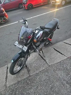 Bajaj CT100 2018