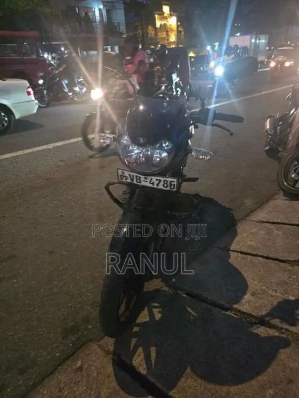 Bajaj Discover 2010