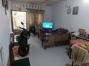 Colombo 8 Housing Scheme House Available For Sale.