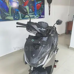 Hero XOOM 125R 2026