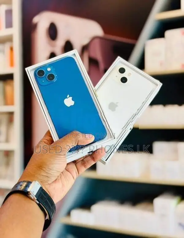 Apple iPhone 13 Blue-White - 128GB (Used)