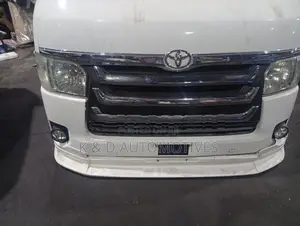 Toyota KDH Front Face