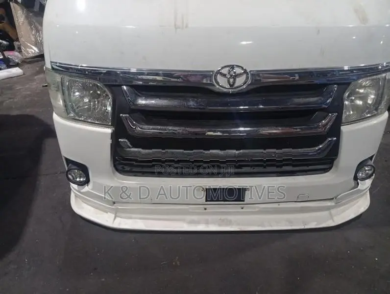 Toyota KDH Front Face