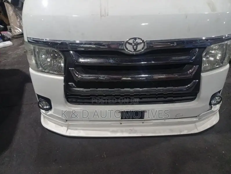 Toyota KDH Front Face