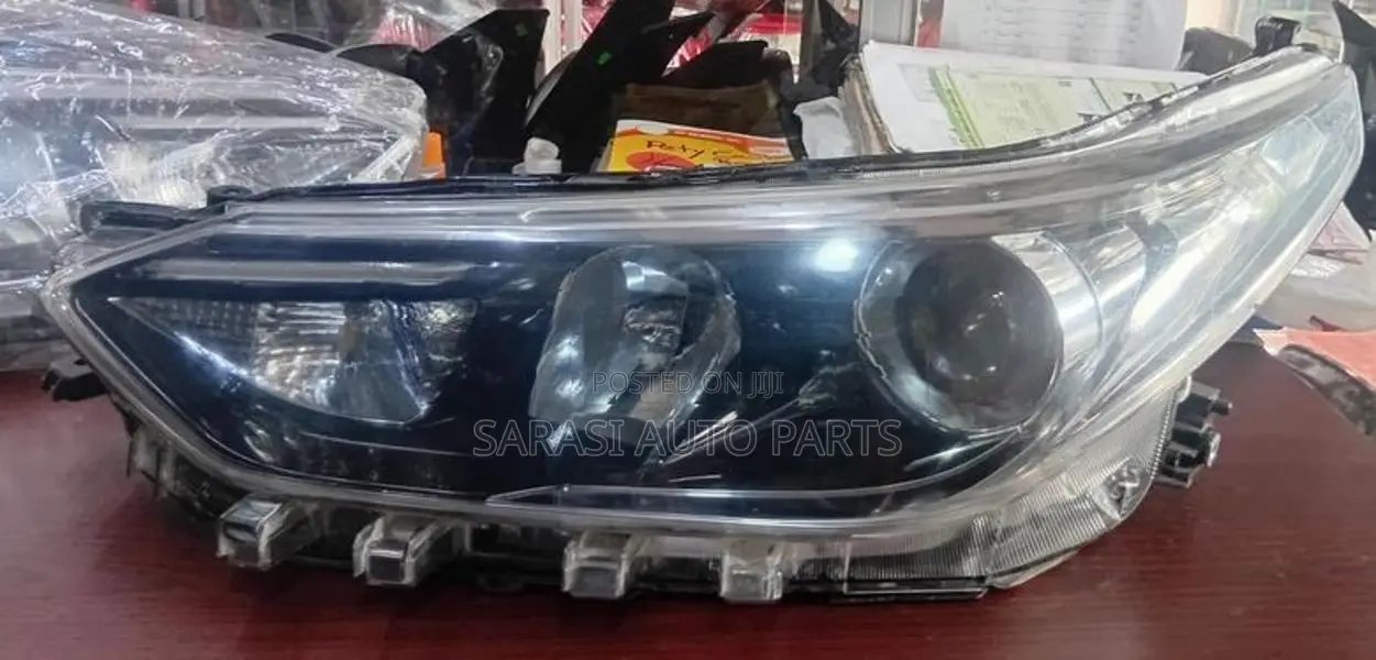 Toyota Yaris 2020 Head Light
