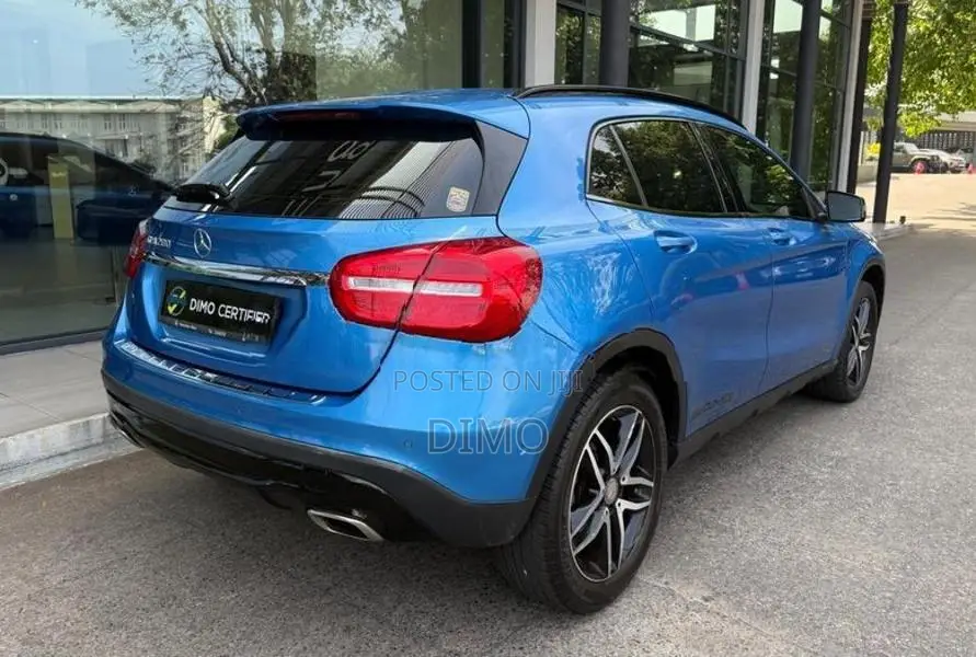 Mercedes Benz GLA 200 Urban 2016