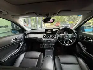 Mercedes Benz GLA 200 Urban 2016