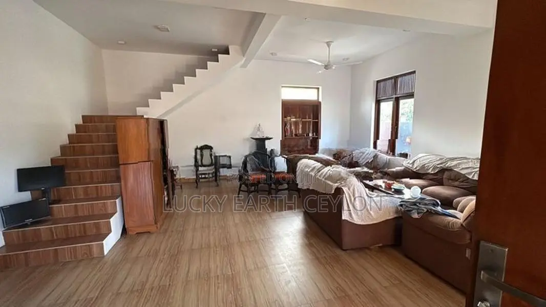 Battarmulla, Fully Furnished, Ground Floor House For Rent (ZM1099)