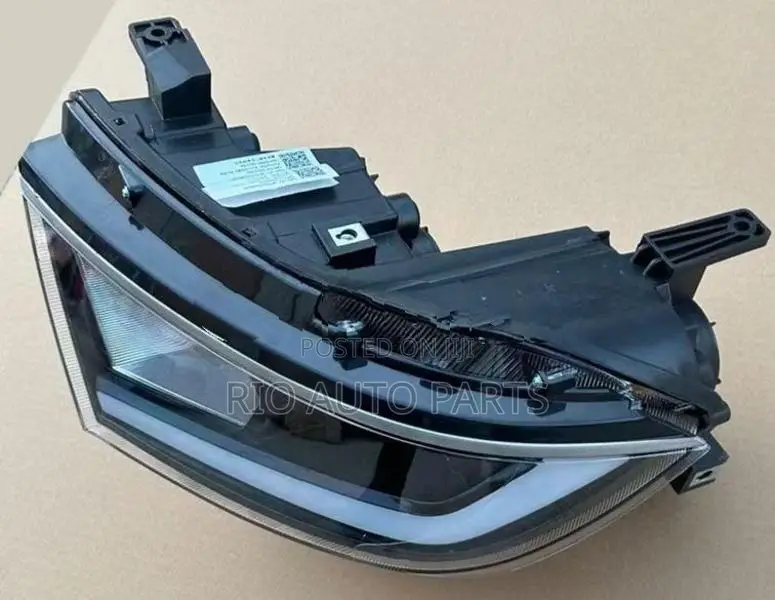BAW E7 Headlight Left Side