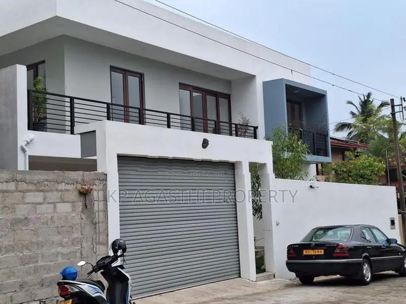 new luxury house for sale in kottawa