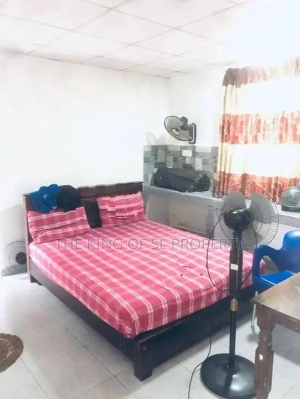 Guest House for sale in Kohuwala