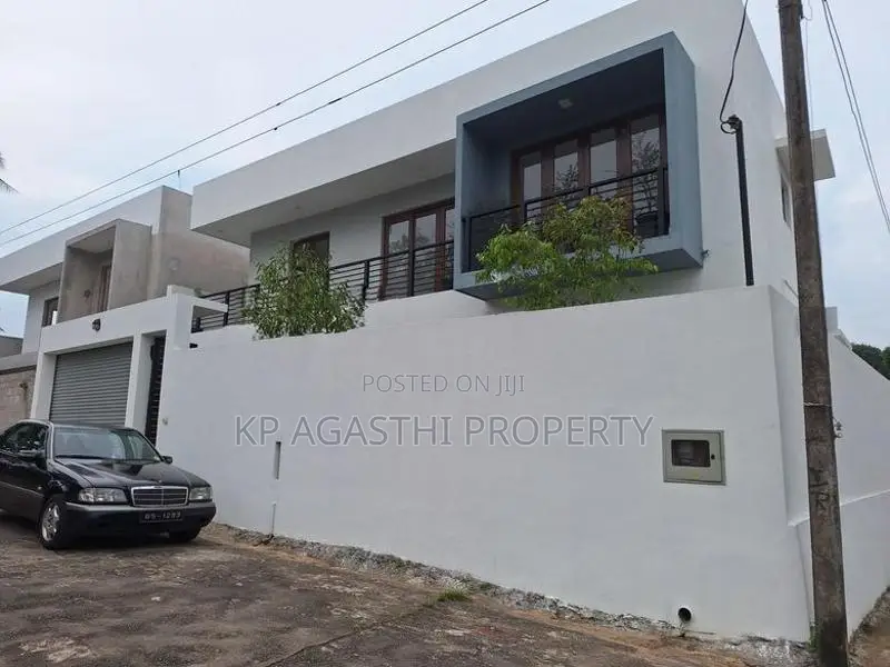 new luxury house for sale in kottawa