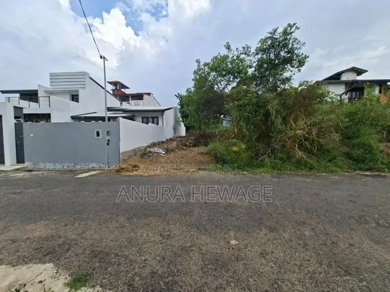 Land for Sale Athurugiriya, Prime Residencies. (ID : ATHU034)