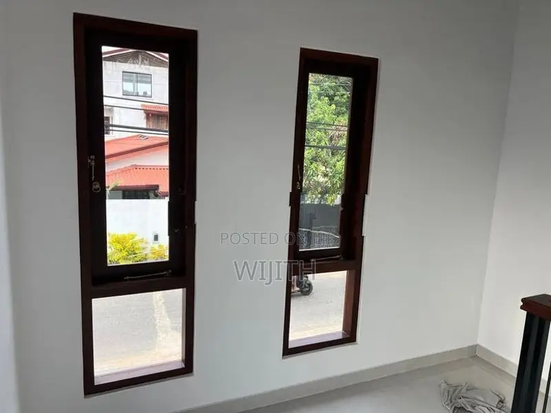 Brand New Three Storey House for Sale in Kottawa Polgasowita Jaliyagam