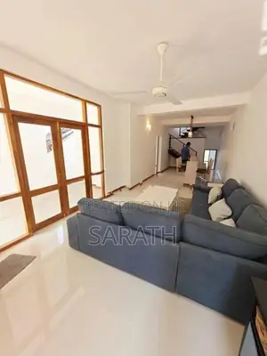 4 Bed with Brand New House Sale Battaramulla