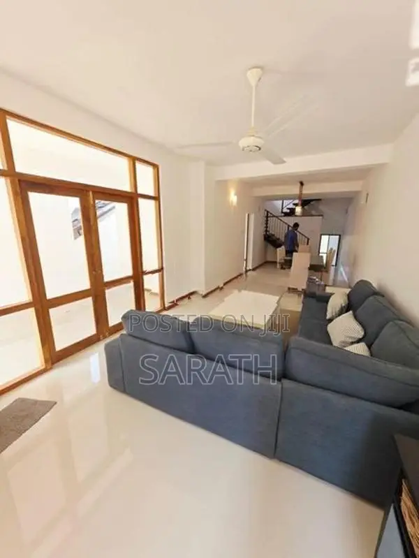 4 Bed with Brand New House Sale Battaramulla