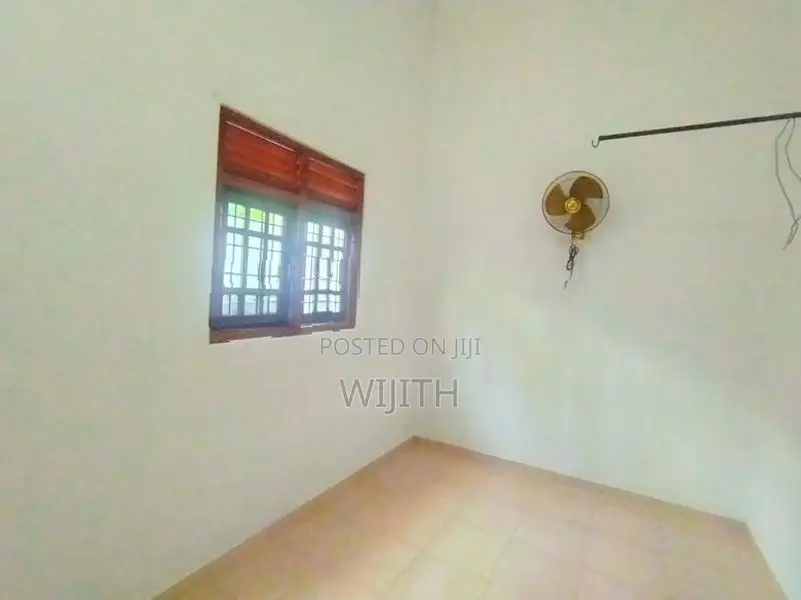 සුපරි පරිසරයක තනිමහල් නිවසක් විකිනිමට පන්නපිටිය