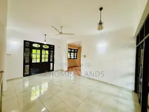 Spacious 3-Storey House for Rent in Battaramulla