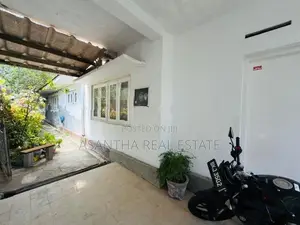 (AFA939) 33 P With 03 Houses SALE AT Angampitiya Road, ETHULKOTTE