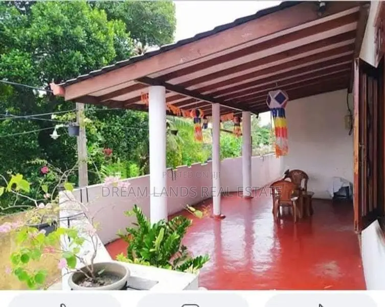 9 Bed House for Sale in Kelaniya (SP1072)