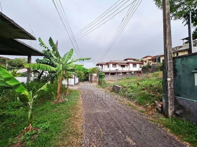 මාලබේ, කහන්තොට පිහිටි ඉඩමක් විකිණීමට ඇත (Supreme City). (ID : MALB011S