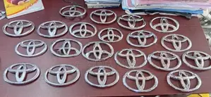 Toyota Shell Badge