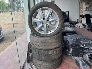 Honda 16 Alloywheel with Tyres