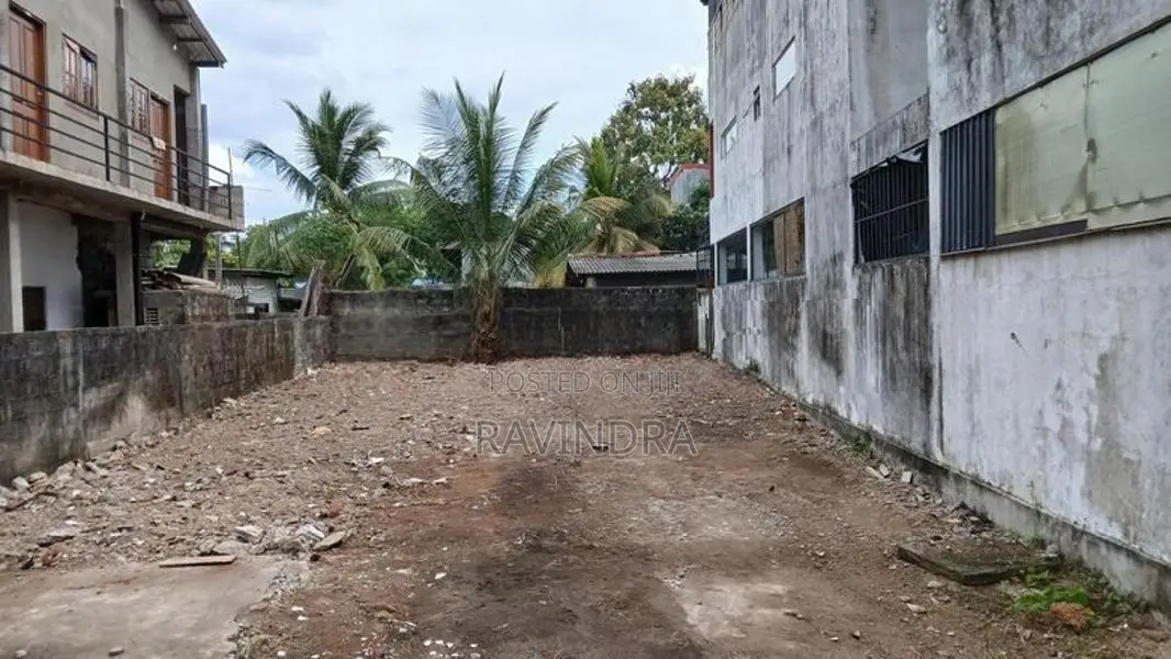 Land for Sale in Boralesgamuwa