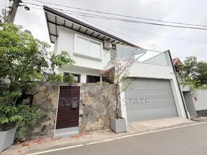 Beautiful House For Sale Thalawathugoda,Kalalgoda