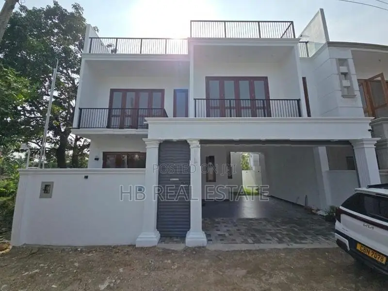 Newly Build Luxury Three Storey House for Sale Polgasowita