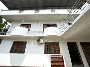 House For Sale in Walawwatta Rajagiriya Rd